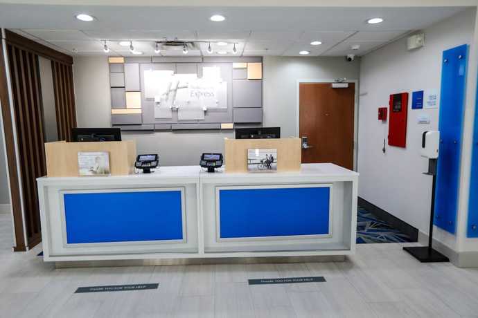 Imagen de los interiores del Hotel Holiday Inn Express Hillsboro I-35. Foto 16