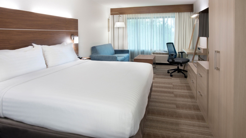 Imagen de la habitación del Hotel Holiday Inn Express Hilton Head Island, An Ihg. Foto 9