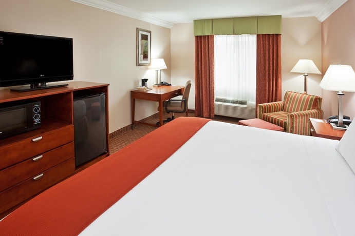 Imagen de la habitación del Hotel Holiday Inn Express Hotel And Suites Niagara Falls. Foto 11