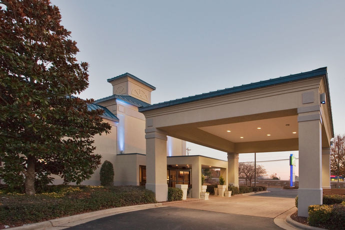 Imagen de los exteriores del Hotel Holiday Inn Express Hotel & Suites Wilson - Hayes Place, an IHG Hotel. Foto 7