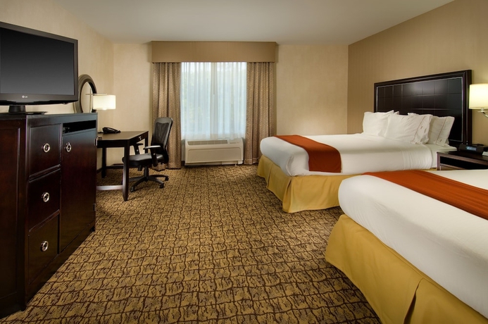 Imagen de la habitación del Hotel Holiday Inn Express Hotel and Suites Alexandria Fort Belvoir. Foto 3