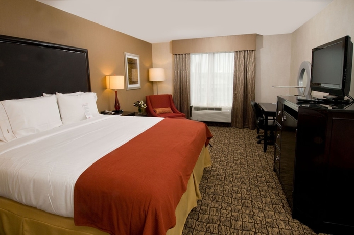 Imagen de la habitación del Hotel Holiday Inn Express Hotel and Suites Alexandria Fort Belvoir. Foto 7
