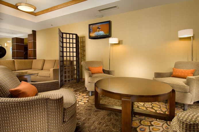 Imagen de los interiores del Hotel Holiday Inn Express Hotel and Suites Alexandria Fort Belvoir. Foto 15