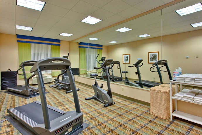 Imagen de los interiores del Hotel Holiday Inn Express Hotel and Suites Edmonton South. Foto 8