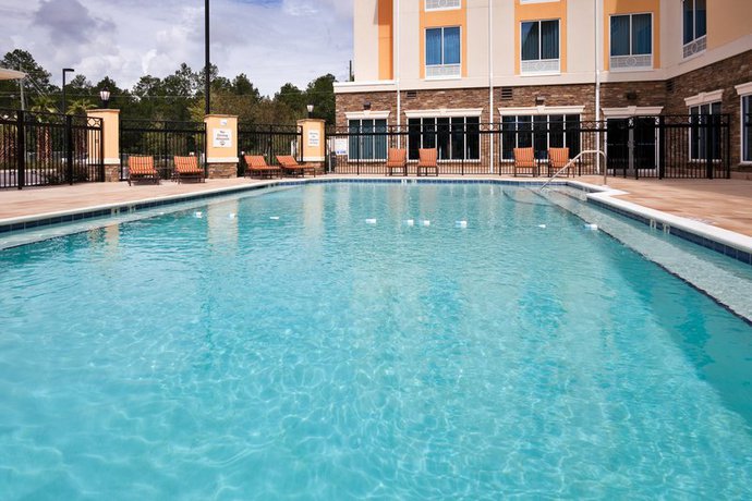 Imagen de la piscina del Hotel Holiday Inn Express Hotel and Suites Mobile/saraland. Foto 11