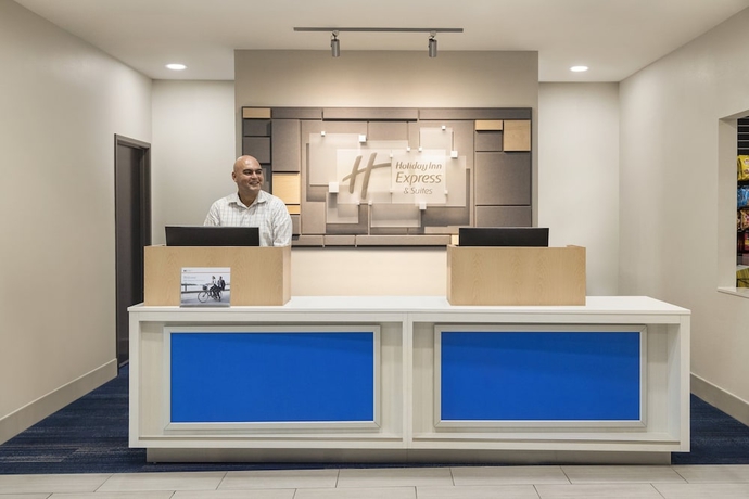 Imagen de los interiores del Hotel Holiday Inn Express Hotel y Suites Ft Myers East-. Foto 19