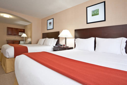 Imagen de la habitación del Hotel Holiday Inn Express Hotels and Suites Dayton North Tipp City, An Ihg Hotel. Foto 11