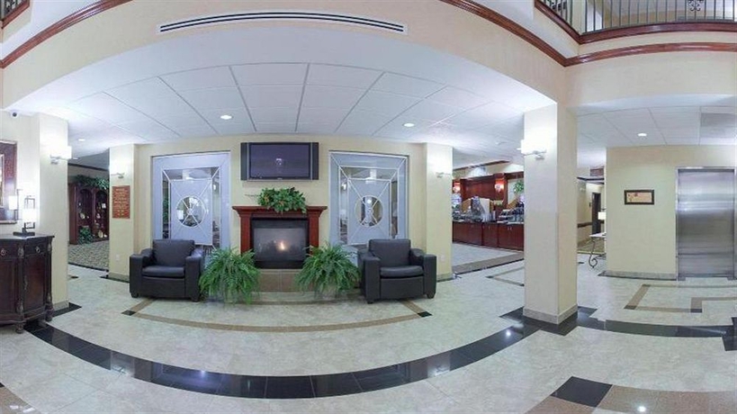 Imagen de los interiores del Hotel Holiday Inn Express Hotels and Suites Houston East, An Ihg Hotel. Foto 14