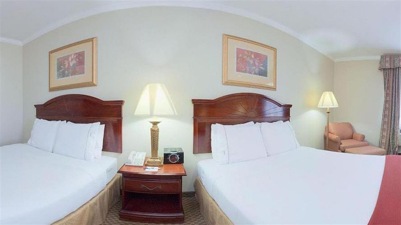 Imagen de la habitación del Hotel Holiday Inn Express Hotels and Suites Houston East, An Ihg Hotel. Foto 10