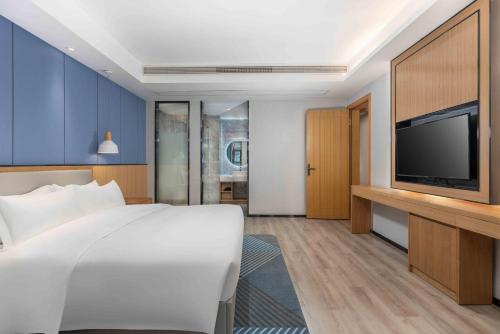 Imagen de la habitación del Hotel Holiday Inn Express Huangshi Cihu Lake by IHG. Foto 12