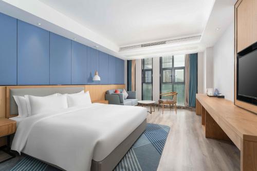 Imagen de la habitación del Hotel Holiday Inn Express Huangshi Cihu Lake by IHG. Foto 15