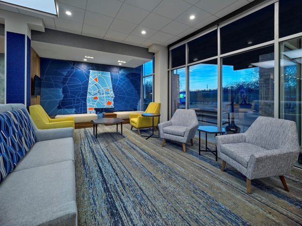 Imagen de los interiores del Hotel Holiday Inn Express Huntsville Space Center, An Ihg. Foto 19