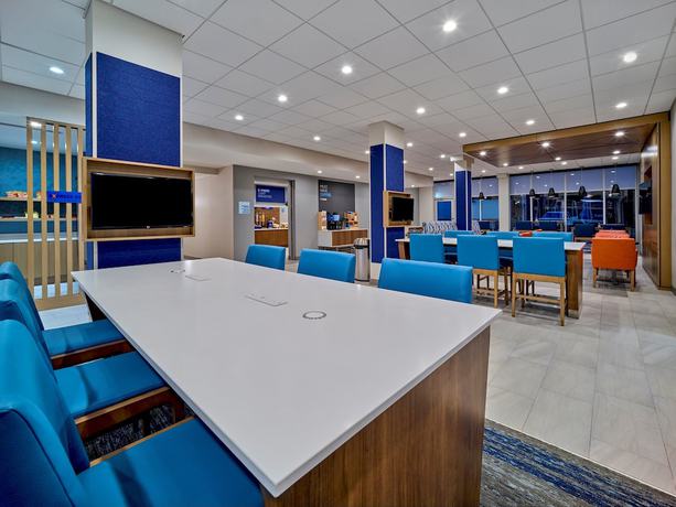 Imagen del bar/restaurante del Hotel Holiday Inn Express Huntsville Space Center, An Ihg. Foto 3