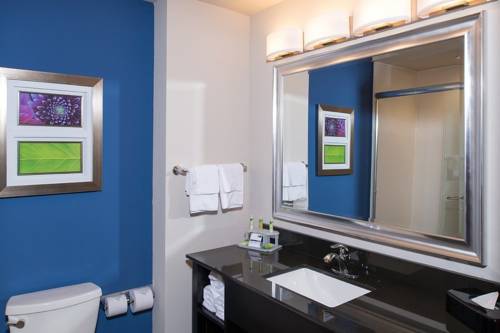 Imagen de la habitación del Hotel Holiday Inn Express Hutchinson, An Ihg. Foto 10