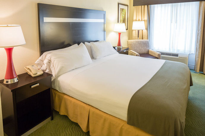 Imagen de la habitación del Hotel Holiday Inn Express I-26 And Us 29 At Westgate Mall. Foto 5