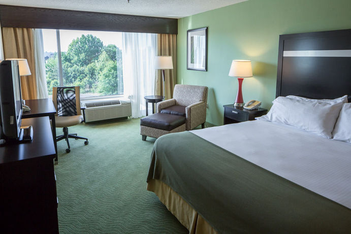 Imagen de la habitación del Hotel Holiday Inn Express I-26 And Us 29 At Westgate Mall. Foto 7