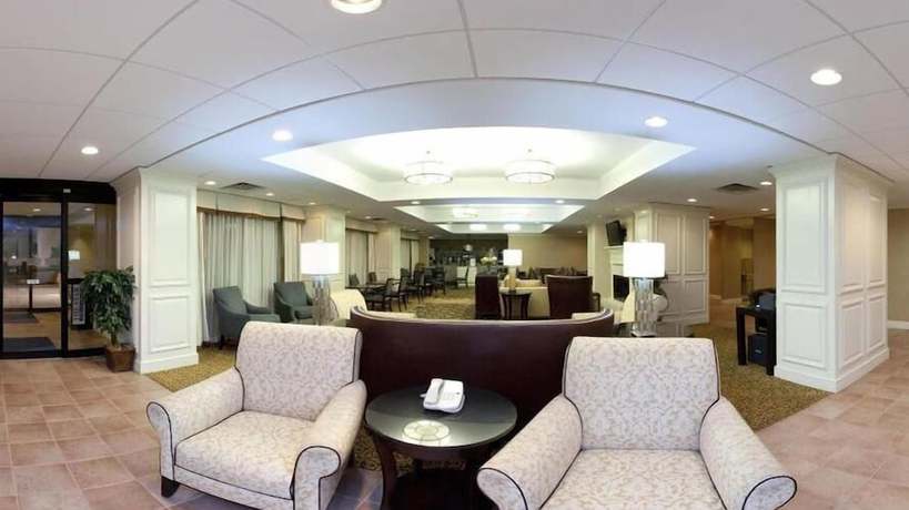 Imagen de los interiores del Hotel Holiday Inn Express Indianapolis Airport. Foto 17