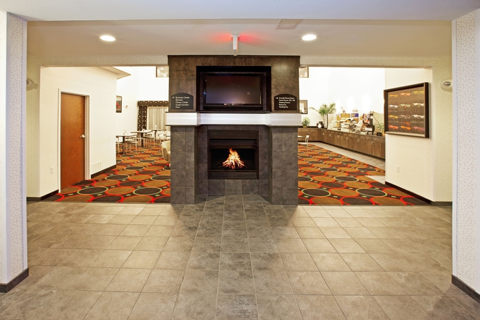 Imagen de los interiores del Hotel Holiday Inn Express Indianapolis - Southeast, An Ihg. Foto 11