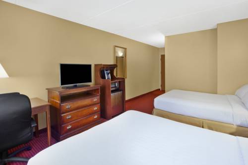 Imagen de la habitación del Hotel Holiday Inn Express Irwin (Pa Tpk Exit 67). Foto 5