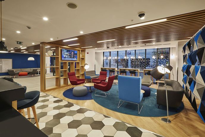 Imagen de los interiores del Hotel Holiday Inn Express Istanbul - Atakoy Metro, an IHG. Foto 18