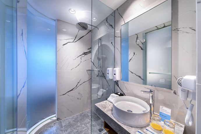 Imagen de la habitación del Hotel Holiday Inn Express Jakarta Menteng by IHG. Foto 11