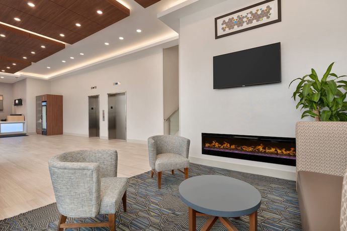 Imagen de los interiores del Hotel Holiday Inn Express Jamaica - JFK AirTrain - NYC, an IHG Hotel. Foto 16