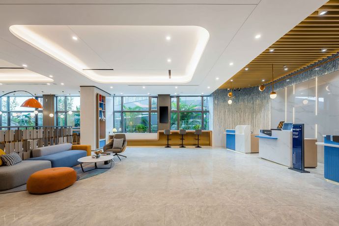 Imagen de los interiores del Hotel Holiday Inn Express Jiangmen East Station, An Ihg. Foto 19