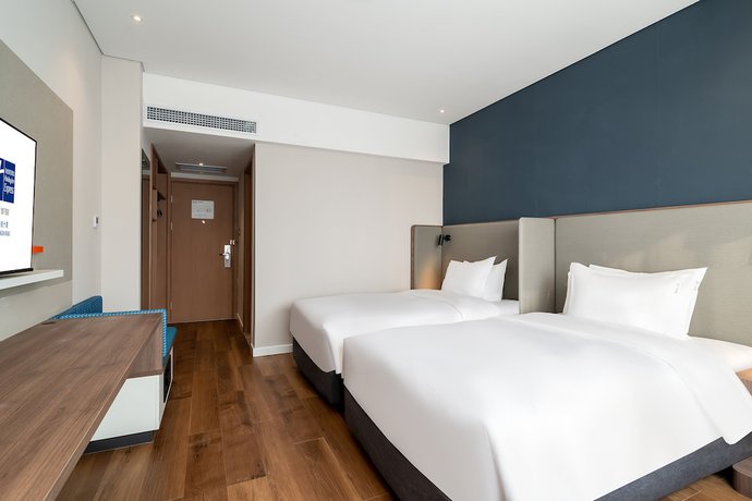 Imagen de la habitación del Hotel Holiday Inn Express Jinan Jingshi, An Ihg. Foto 11