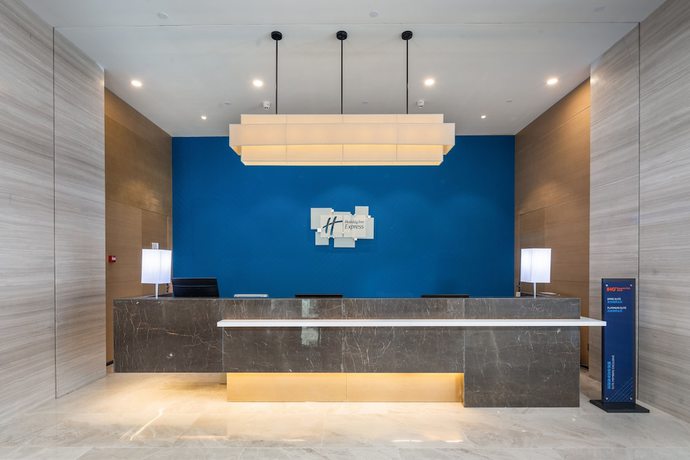 Imagen de los interiores del Hotel Holiday Inn Express Kaifeng City Center, An Ihg. Foto 18