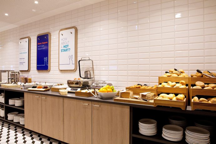 Imagen del bar/restaurante del Hotel Holiday Inn Express Kaiserslautern, An Ihg. Foto 8