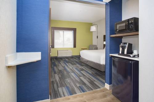 Imagen general del Hotel Holiday Inn Express Kansas City - at the Legends. Foto 1