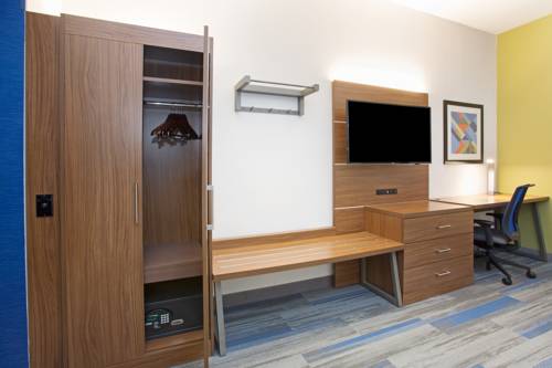 Imagen de la habitación del Hotel Holiday Inn Express Kansas City - at the Legends. Foto 12
