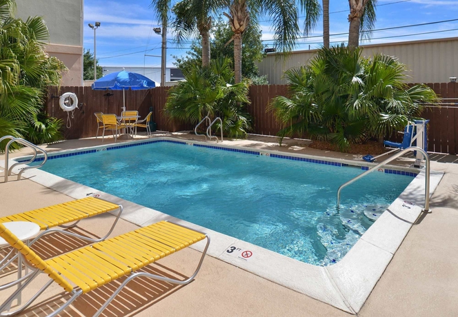 Imagen de los interiores del Hotel Holiday Inn Express Kenner - New Orleans Airport, An Ihg. Foto 7