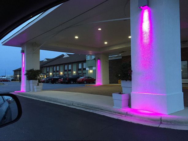 Imagen de los exteriores del Hotel Holiday Inn Express Kitty Hawk Outer Banks, An Ihg. Foto 13