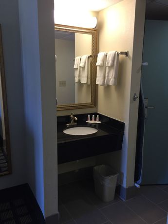 Imagen de la piscina del Hotel Holiday Inn Express Kitty Hawk Outer Banks, An Ihg. Foto 16