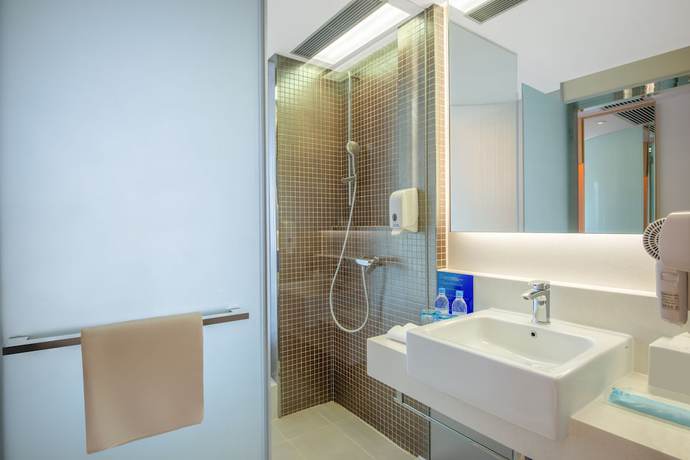 Imagen de la habitación del Hotel Holiday Inn Express Kowloon East, An Ihg. Foto 11