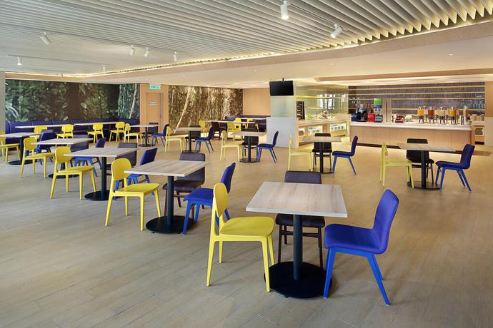 Imagen del bar/restaurante del Hotel Holiday Inn Express Kuala Lumpur City Centre, An Ihg. Foto 2