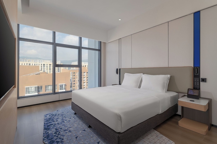 Imagen de la habitación del Hotel Holiday Inn Express Kunming Yiliang Center by IHG. Foto 14