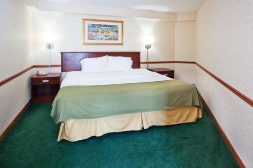 Imagen de la habitación del Hotel Holiday Inn Express Lake Front - St Ignace. Foto 7