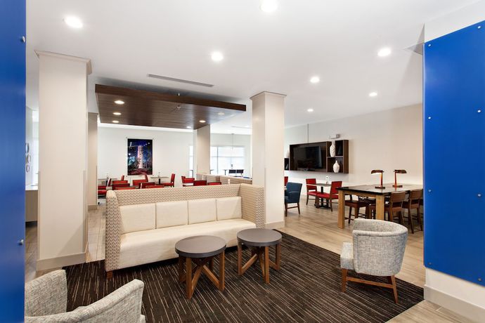 Imagen de los interiores del Hotel Holiday Inn Express Lake Wales N-Winter Haven, an IHG Hotel. Foto 17