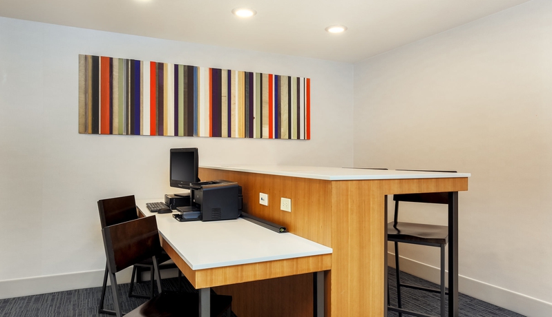 Imagen de los interiores del Hotel Holiday Inn Express Las Vegas - Stadium Area. Foto 10