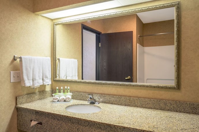 Imagen de la habitación del Hotel Holiday Inn Express - Layton by IHG. Foto 18
