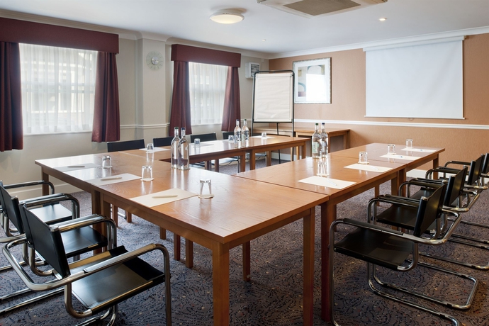 Imagen de los interiores del Hotel Holiday Inn Express Leeds East, An Ihg. Foto 10