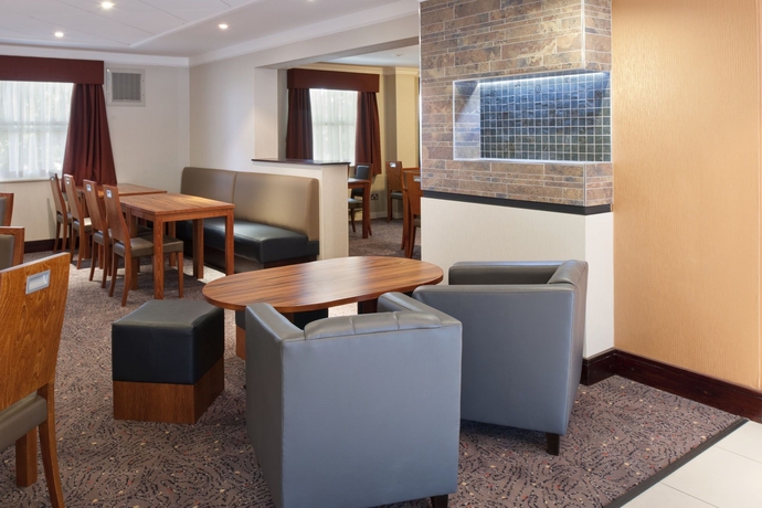Imagen de los interiores del Hotel Holiday Inn Express Leeds East, An Ihg. Foto 11