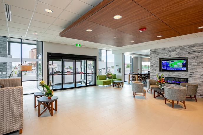 Imagen de los interiores del Hotel Holiday Inn Express Lethbridge Southeast, An Ihg. Foto 16