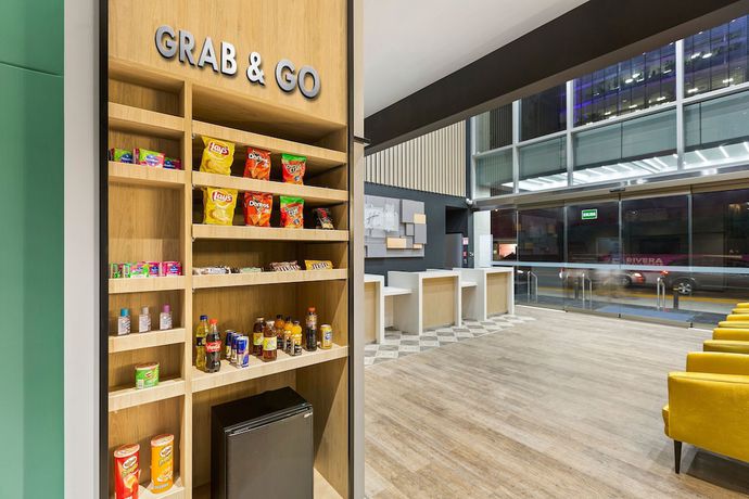 Imagen de los interiores del Hotel Holiday Inn Express Lima San Isidro, An Ihg. Foto 16