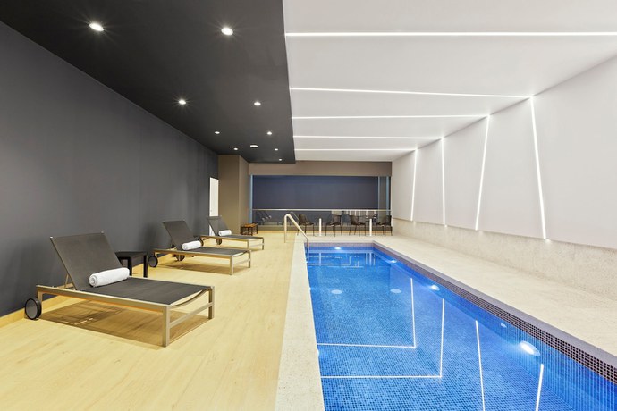 Imagen de la piscina del Hotel Holiday Inn Express Lima San Isidro, An Ihg. Foto 20
