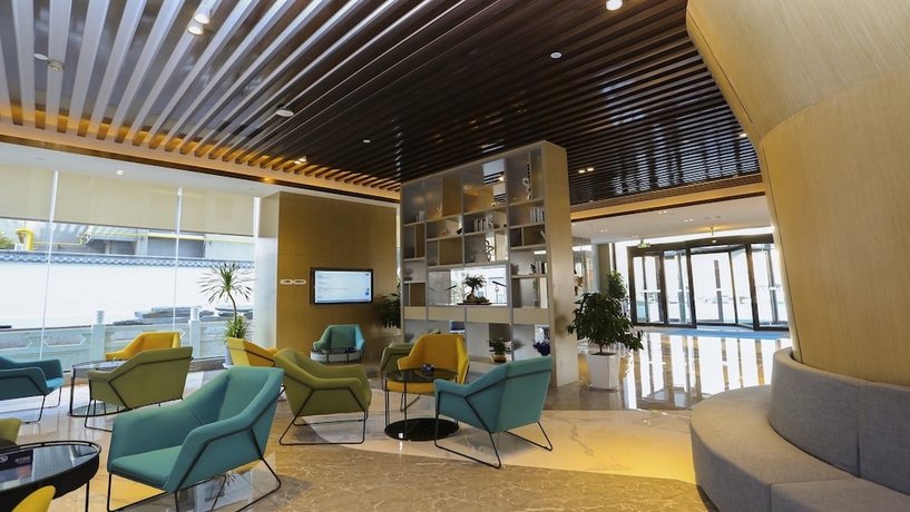 Imagen de los interiores del Hotel Holiday Inn Express Linyi Riverside, An Ihg. Foto 16