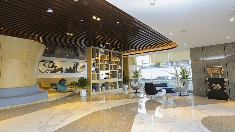 Imagen de los interiores del Hotel Holiday Inn Express Linyi Riverside, An Ihg. Foto 17
