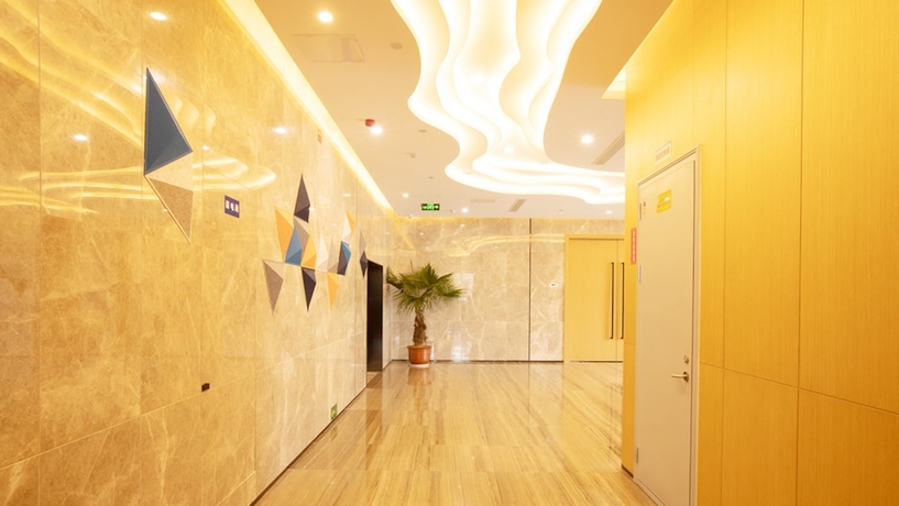 Imagen de los interiores del Hotel Holiday Inn Express Linyi West, An Ihg. Foto 17